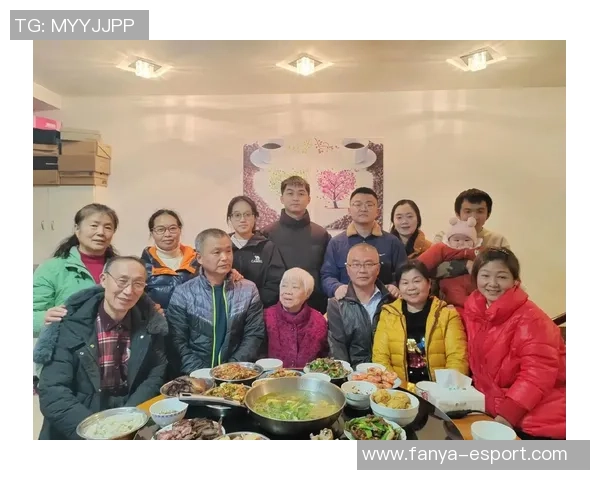 幸福满满的一家人库嫂分享全家福照甜蜜瞬间温馨满溢