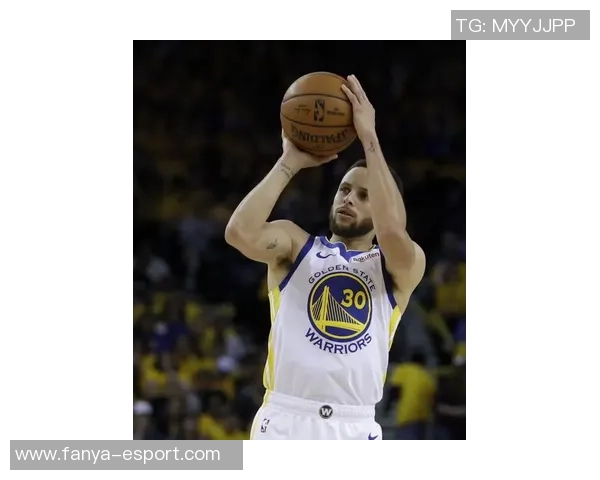 历史单节四分球记录库里遥遥领先利拉德紧随其后克莱位列第三