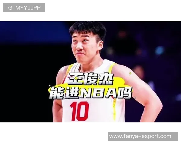 王俊杰上半场表现出色砍下11分三分球命中率高达60 王俊杰上半场表现出色砍下11分三分球命中率高达60