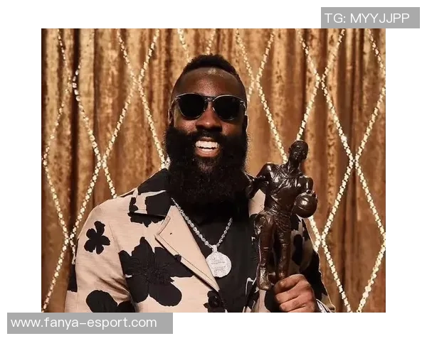 裁判报告确认哈登遭受犯规但球迷心中无奈与失望难以平复